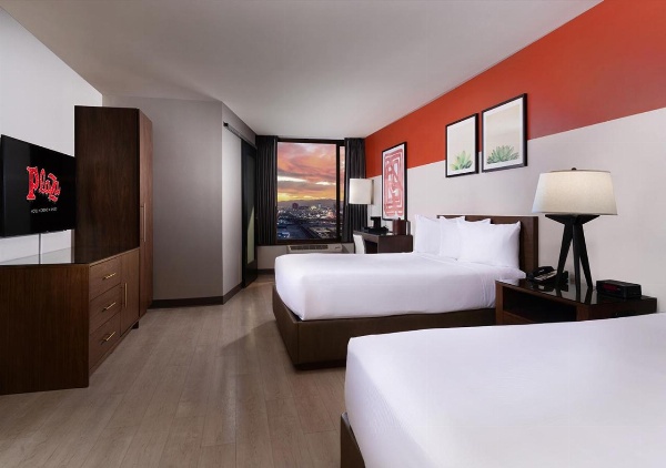 Plaza Hotel & Casino Main image